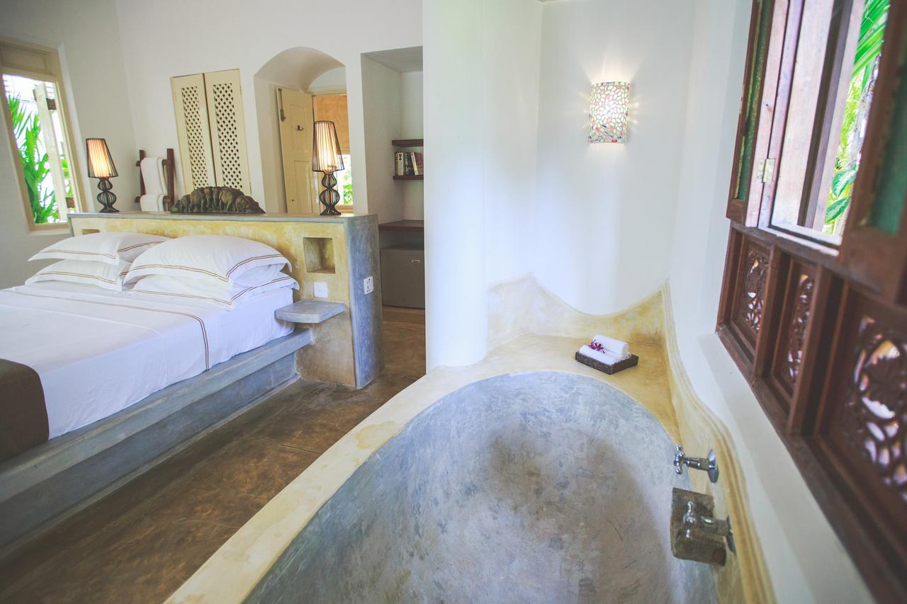 Karmel Villa Thalduwa Island - Five Bedroom Luxury Villa With Private Pool Ahangama Εξωτερικό φωτογραφία